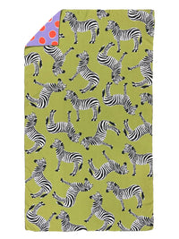 Herdz Pool Towel: Reversible: No