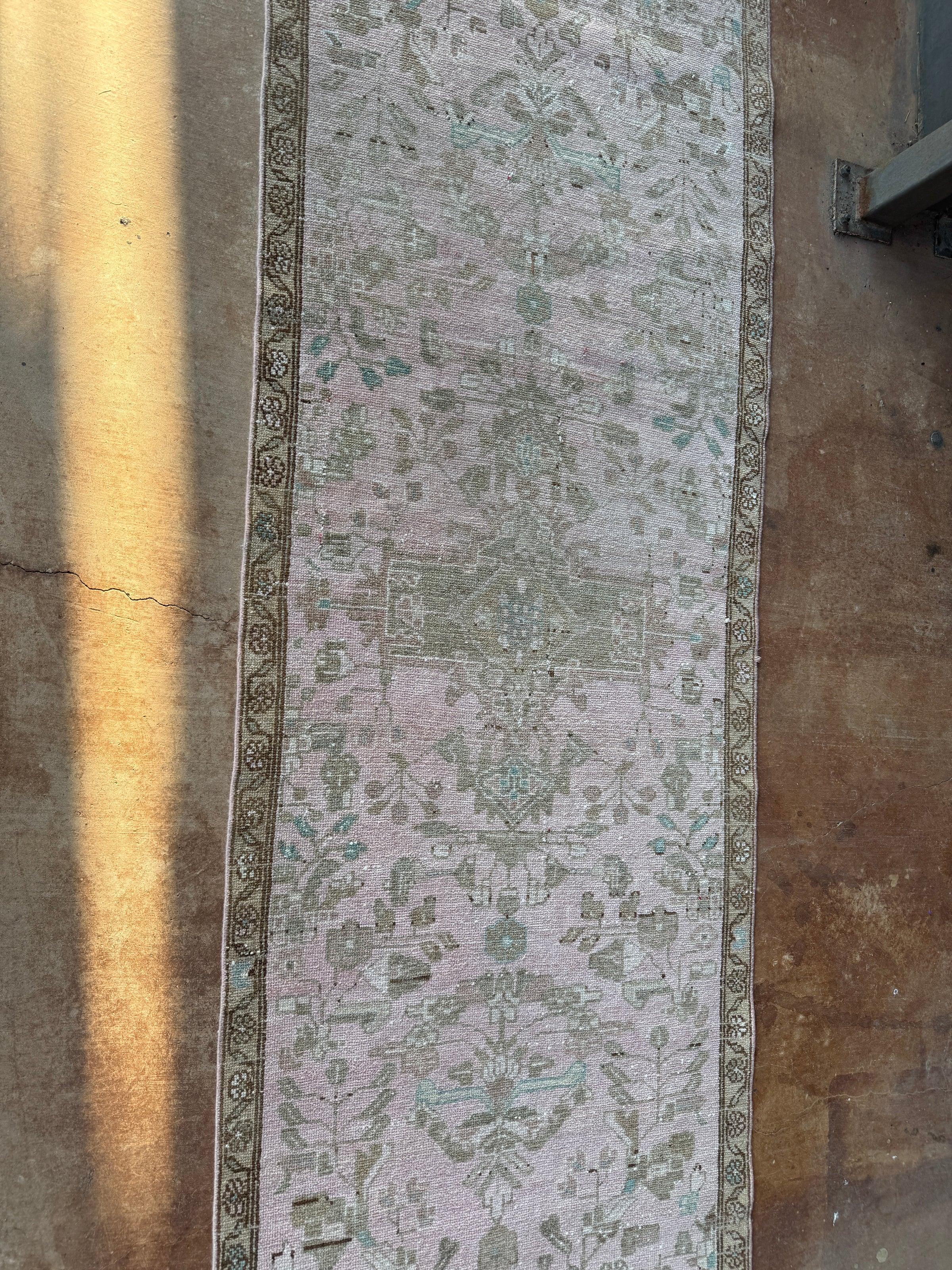 Vintage Turkish Runner Rug | Faded Blush Pink & Turquoise | 2'9½" x 9'11"