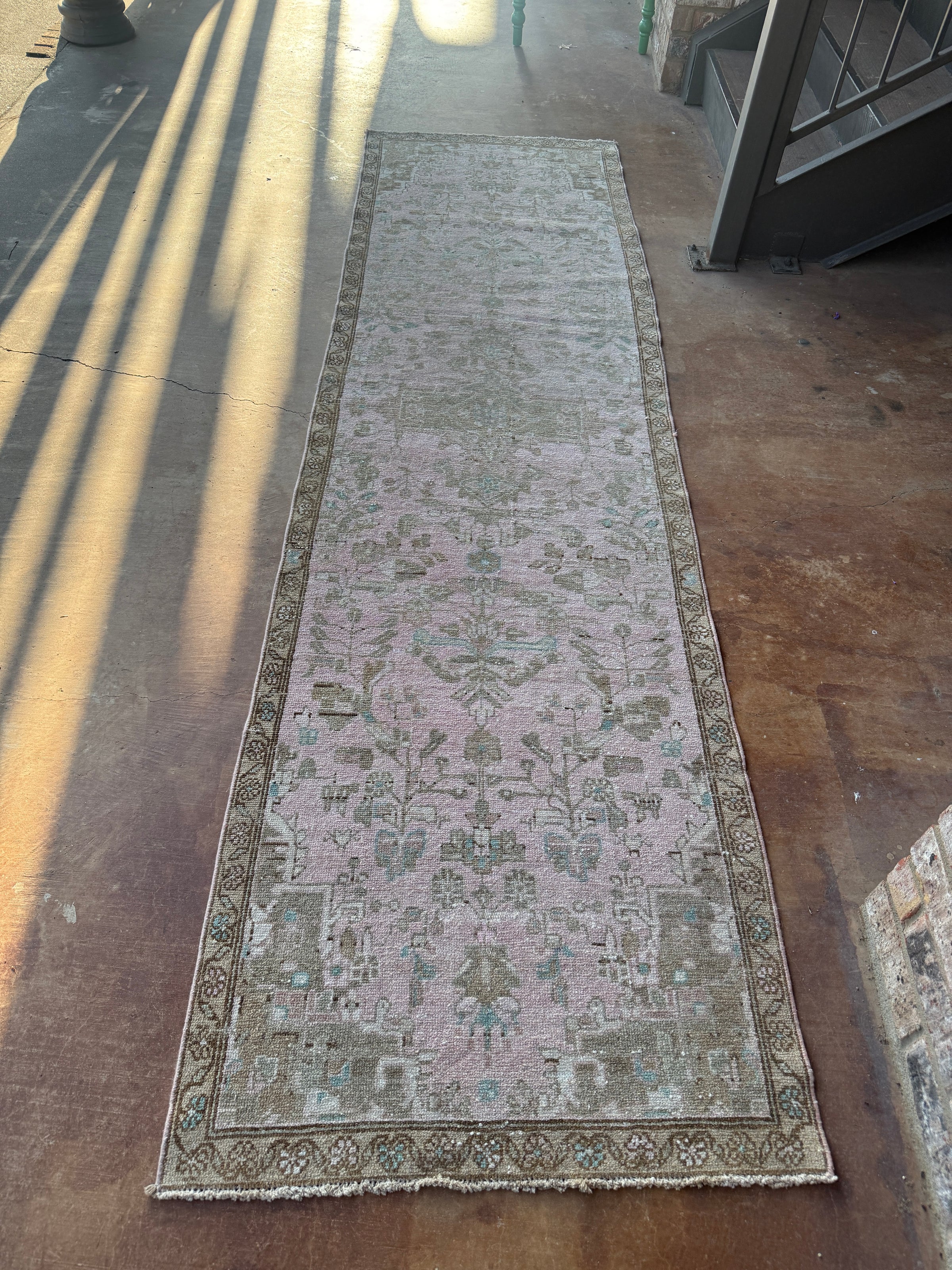 Vintage Turkish Runner Rug | Faded Blush Pink & Turquoise | 2'9½" x 9'11"