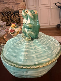 Vintage Majolica Frog Basketweave Lidded Bowl