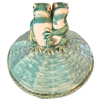 Vintage Majolica Frog Basketweave Lidded Bowl
