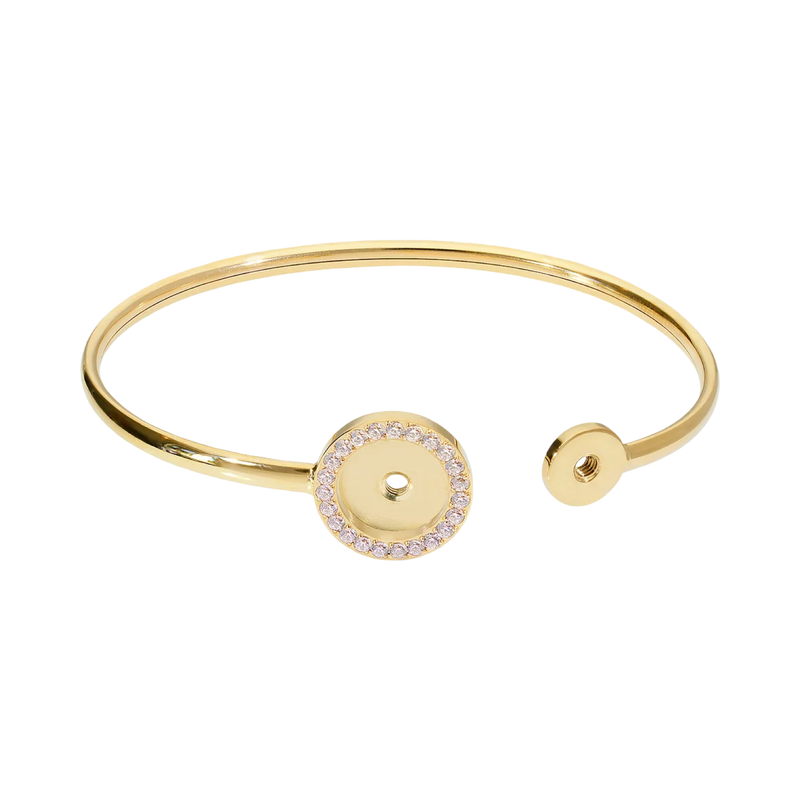 QUDO Portofino Bangle gold, QUDO gold bracelet, interchangeable bracelet QUDO, Neutral Collection jewelry, gold bangle bracelet, interchangeable jewelry bracelet, customizable bracelet system, luxury interchangeable jewelry, gold stacking bracelet, modern gold bracelet, QUDO collector jewelry, everyday gold jewelry, polished gold bangle, interchangeable crystal bracelet, Oh Meredith QUDO
