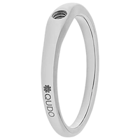 Silver ring with 'QUO' branding on a white background