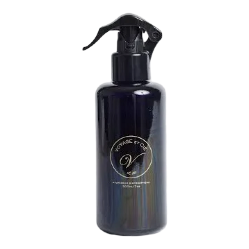 Voyage et Cie spray, Santal Épice spray, room and body mist, alcohol-free body spray, luxury room spray, violet glass spray, biophotonic glass, sandalwood room spray, spicy wood fragrance, 200ml fragrance spray


