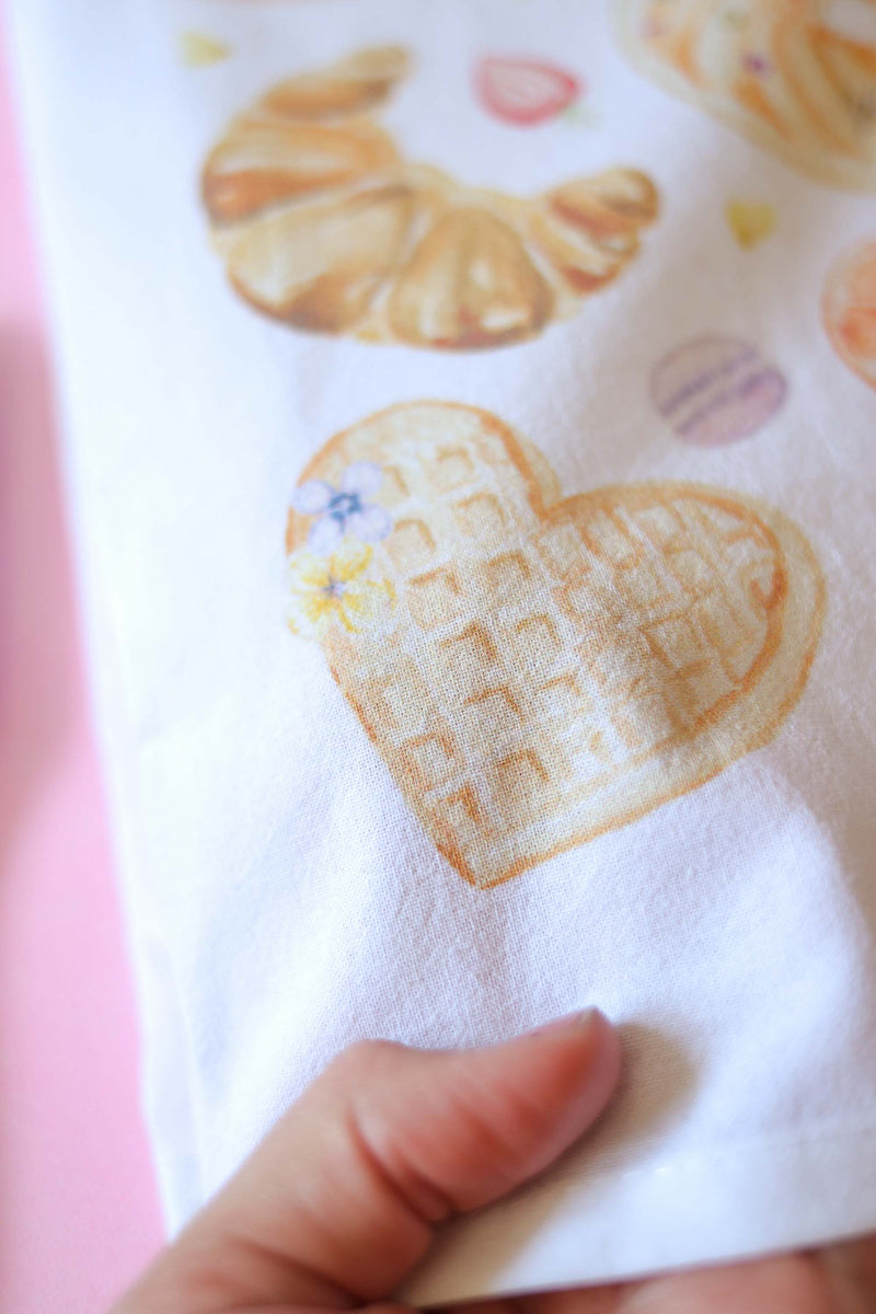 brunch tea towel, flour sack cotton towel, absorbent kitchen towel, soft cotton dish towel, decorative flour sack towel, brunch-themed kitchen decor, eco-friendly tea towel, durable dish towel for spills, stylish cotton hand towel, farmhouse kitchen towel