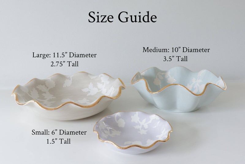 Chinoiserie Dreams Scalloped Bowls with 22K Gold Accent: French Blue / Large