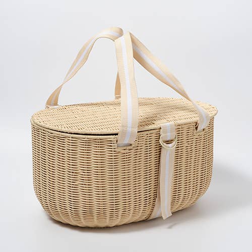 eco-friendly picnic basket, sustainable picnic set, reusable picnic set with plates and cups, basket with insulated compartment, vegetable-based plastic picnicware, stylish picnic basket, 37L picnic hamper, portable picnic set, dishwasher safe picnic basket, outdoor entertaining essentials
