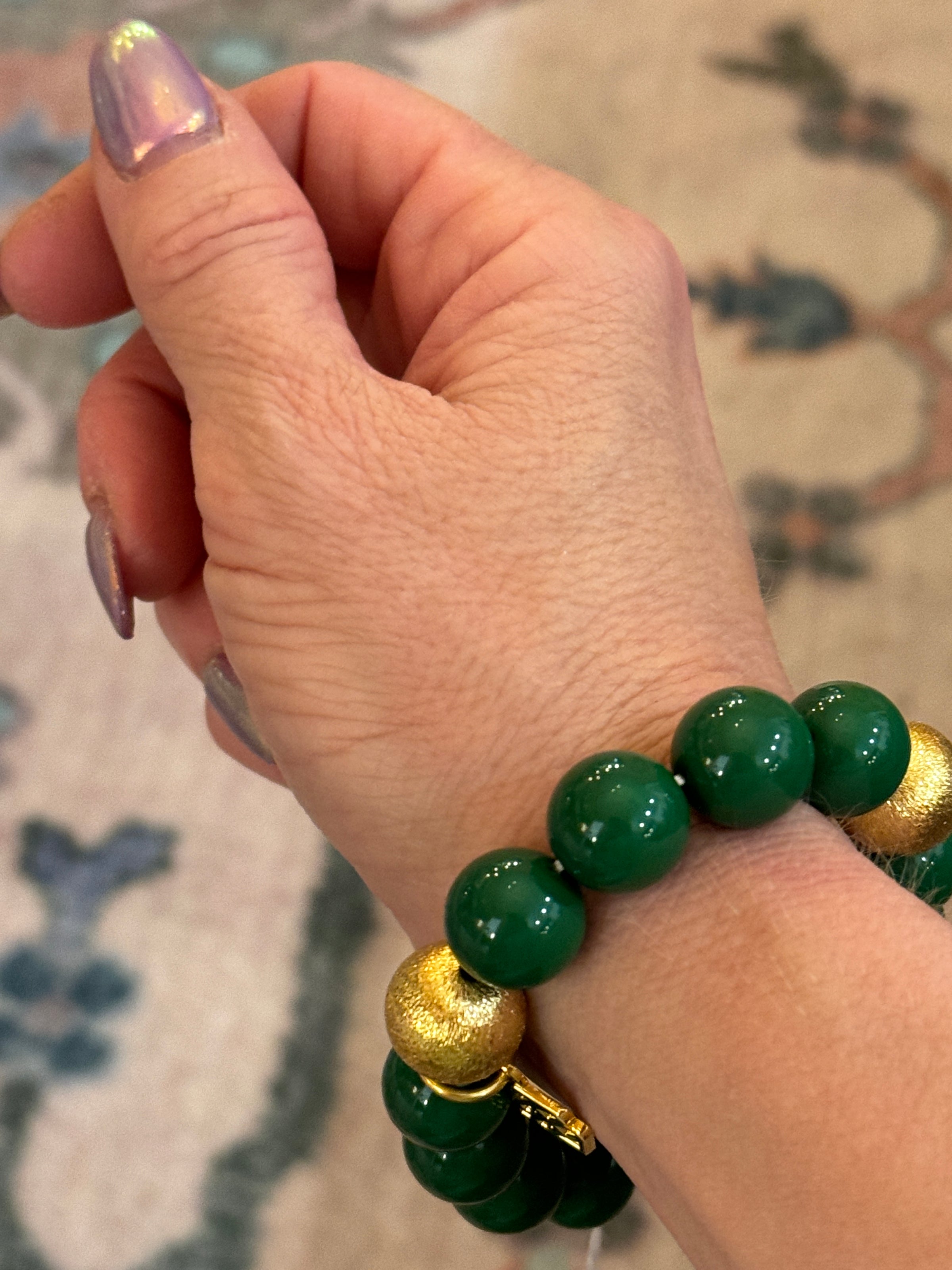 green beaded bracelet, black and gold stretch bracelet, Brianna bracelet green, stackable bead bracelet, casual everyday jewelry, stretchy fashion bracelet, layering bracelet for women, modern beaded bracelet, green and gold bracelet, comfy chic bracelet

