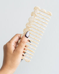 Scalloped Wide Tooth Comb