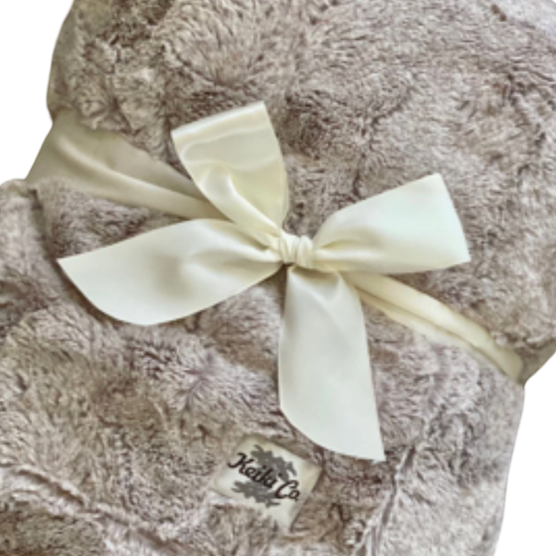 keiki co quartz throw, blush neutral blanket, luxury plush throw, soft microfiber throw, cozy neutral blanket, pink beige throw, luxury home décor, giftable throw blanket