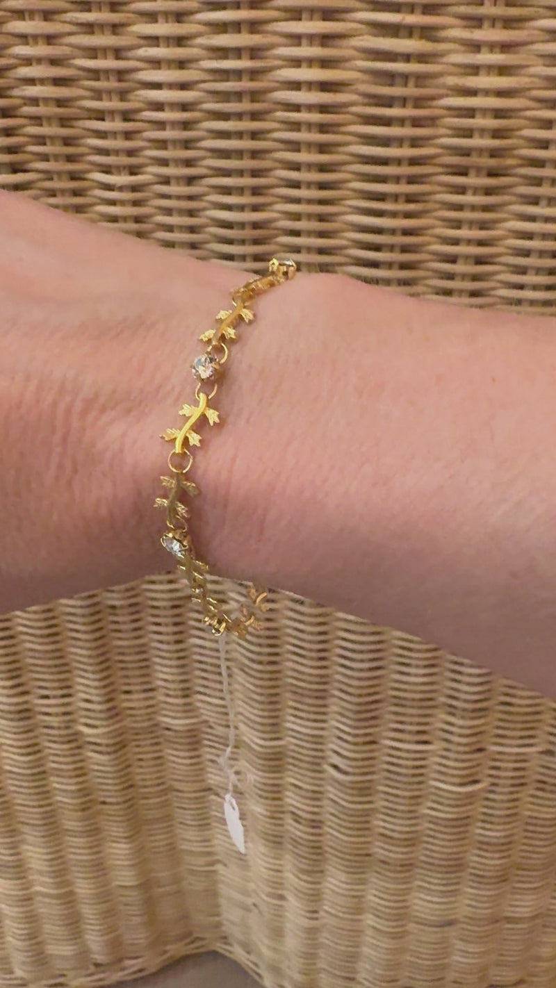 La Vie Golden Vine Bracelet