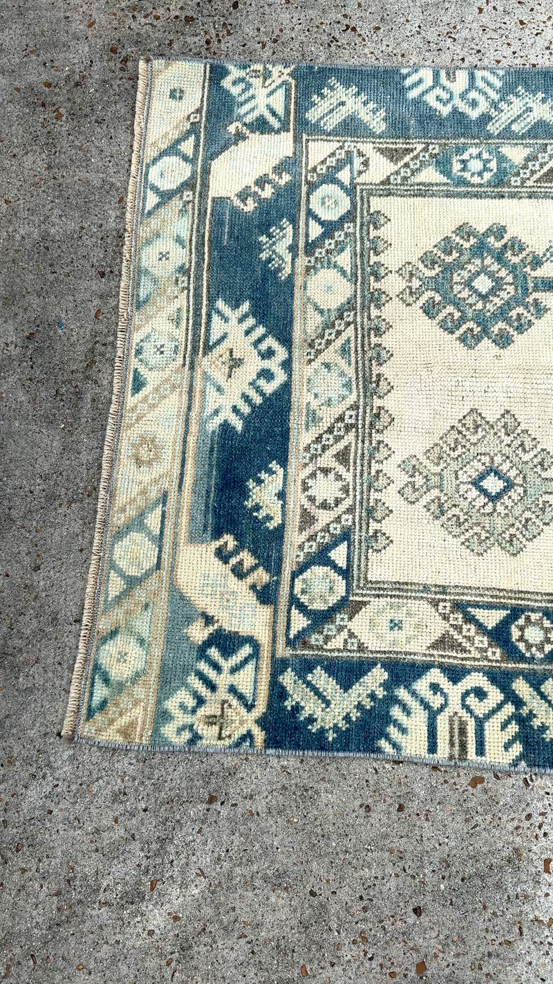 vintage Turkish rug, Turkish runner rug, blue and cream rug, narrow rug, hallway rug, tribal runner, handmade vintage rug, boho rug, Turkish decor