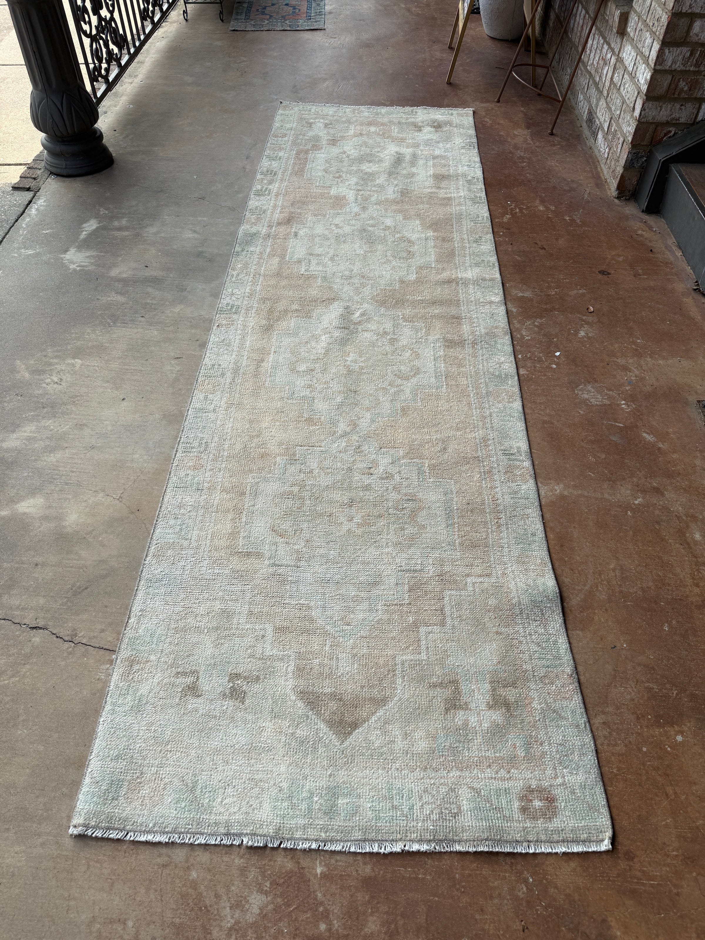 vintage Turkish runner, long Turkish rug, aqua and sand rug, neutral hallway rug, faded Turkish rug, geometric medallion runner, boho farmhouse decor, antique rug runner, 3x10 Turkish rug, distressed 