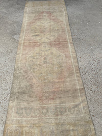 vintage turkish runner, neutral turkish rug, blush and beige runner, faded medallion rug, turkish hallway rug, antique runner, vintage rug mississippi, boho rug, entryway runner, handmade turkish rug, soft color rug, vintage home decor
