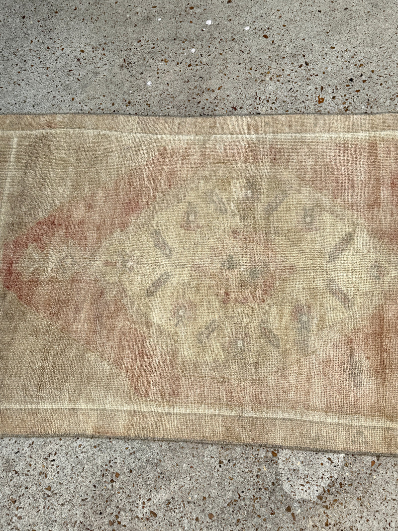 vintage turkish runner, neutral turkish rug, blush and beige runner, faded medallion rug, turkish hallway rug, antique runner, vintage rug mississippi, boho rug, entryway runner, handmade turkish rug, soft color rug, vintage home decor